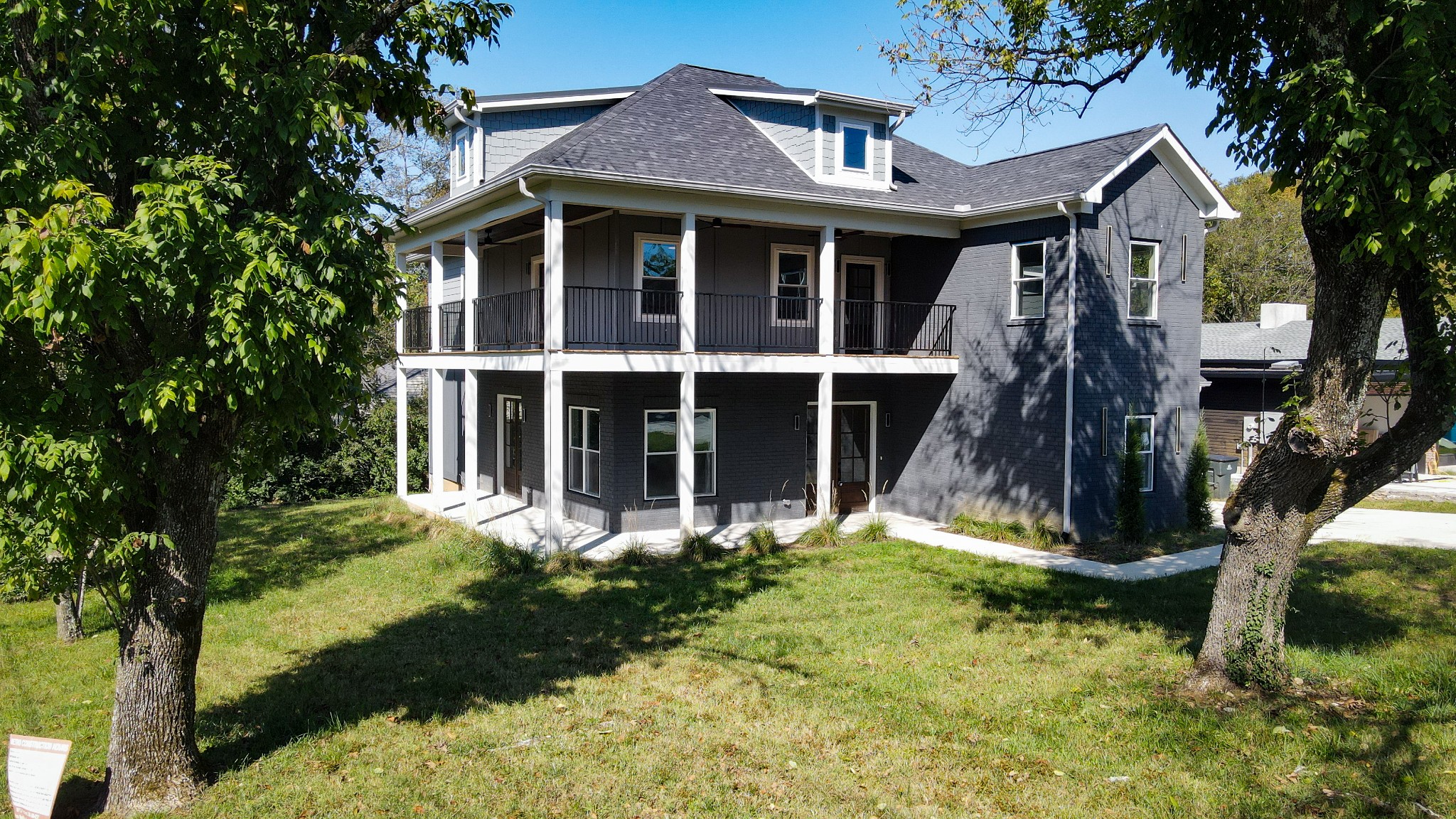 1209 Haysboro Ave