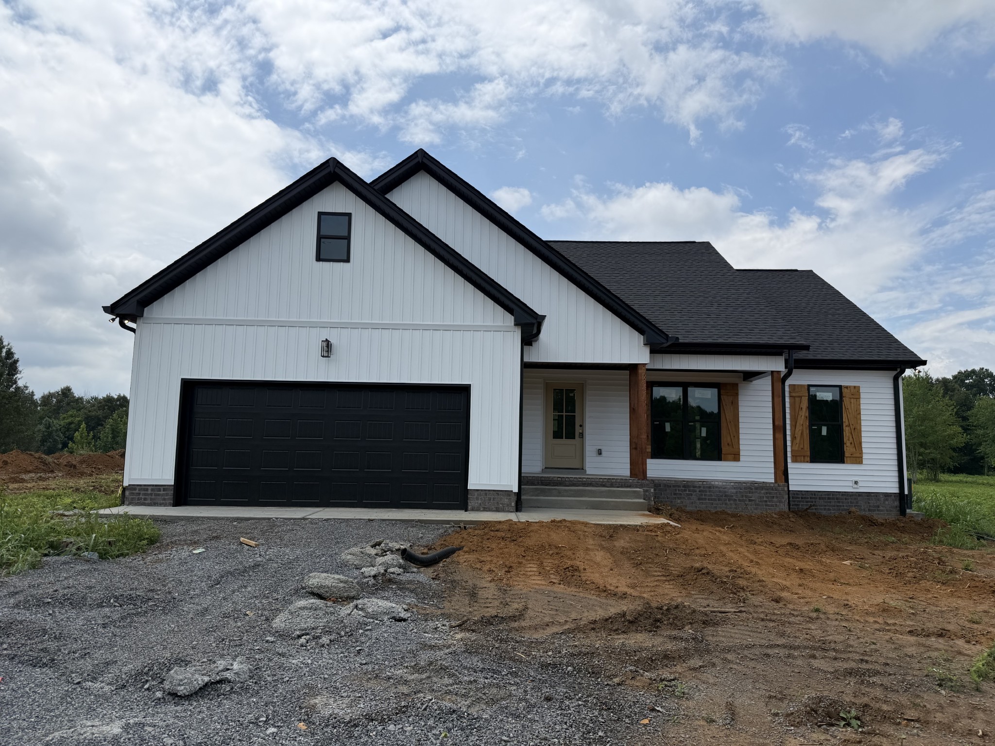 Photo 1 of 22 — 1289 Vickie Ln, Portland, TN 37148