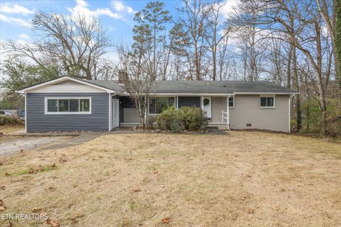 5817 Stoneleigh Rd Knoxville TN 37912