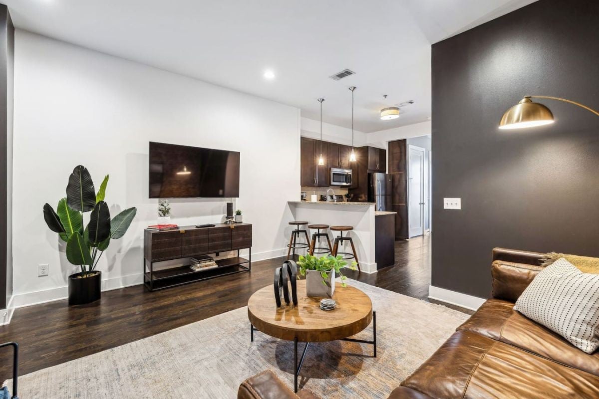 210 30th Ave N 306