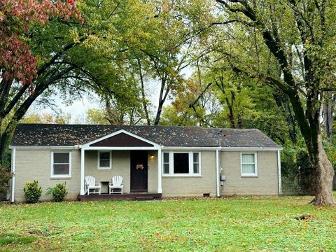 615 Cardinal Dr Murfreesboro TN 37130