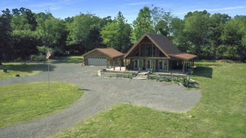 3172 Highway 76 Portland TN 37148