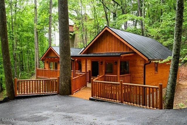 1710 Orchard Dr