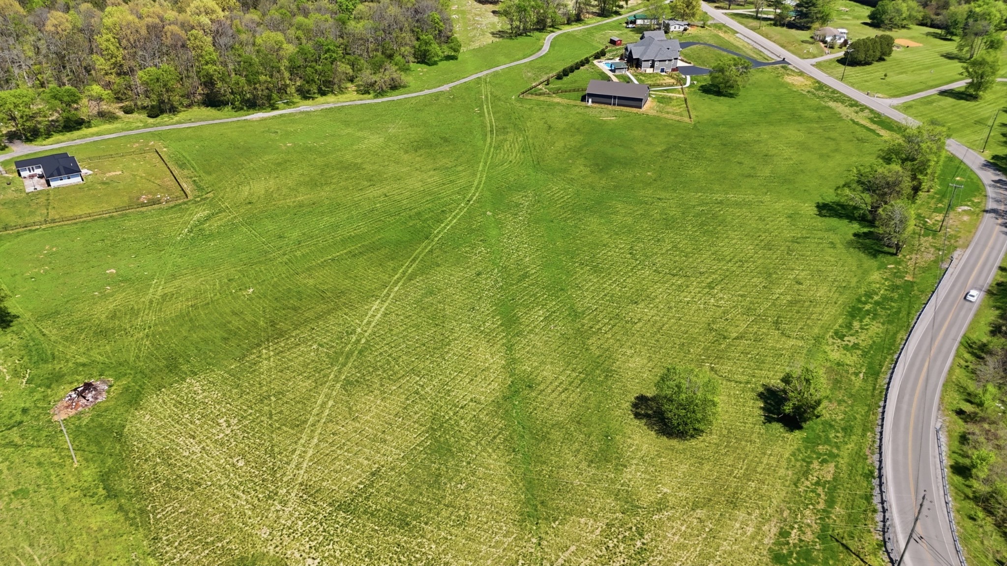 2910 Cairo Bend Rd - Photo 2