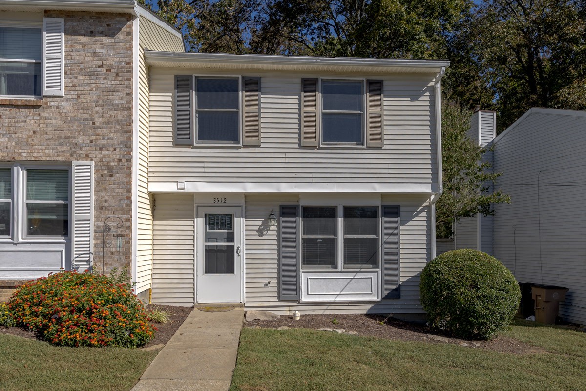 3512 Seneca Forest Dr