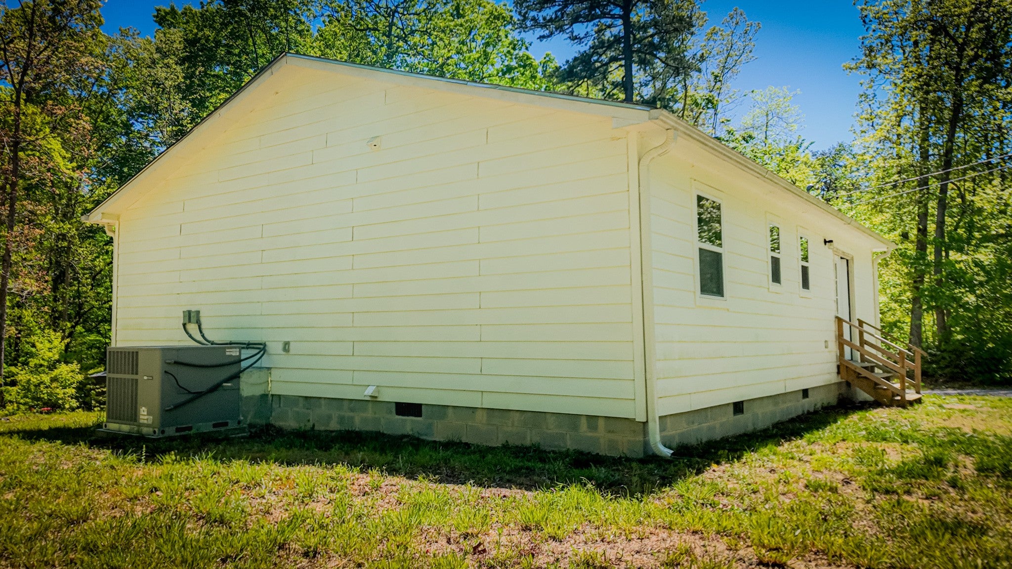 506 Dollar Dr