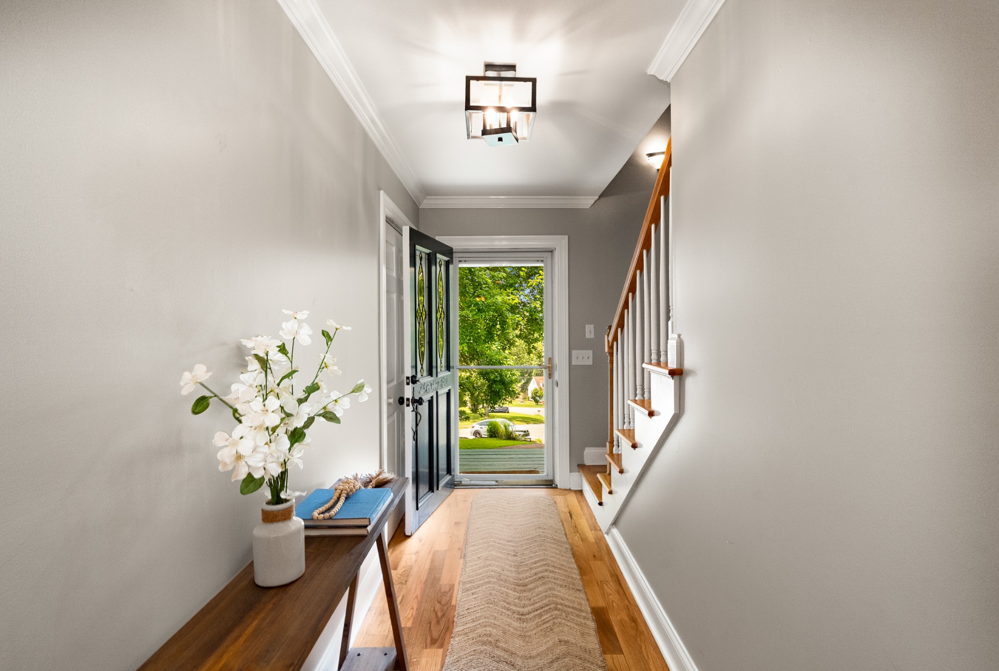 1112 Blythe Ct E