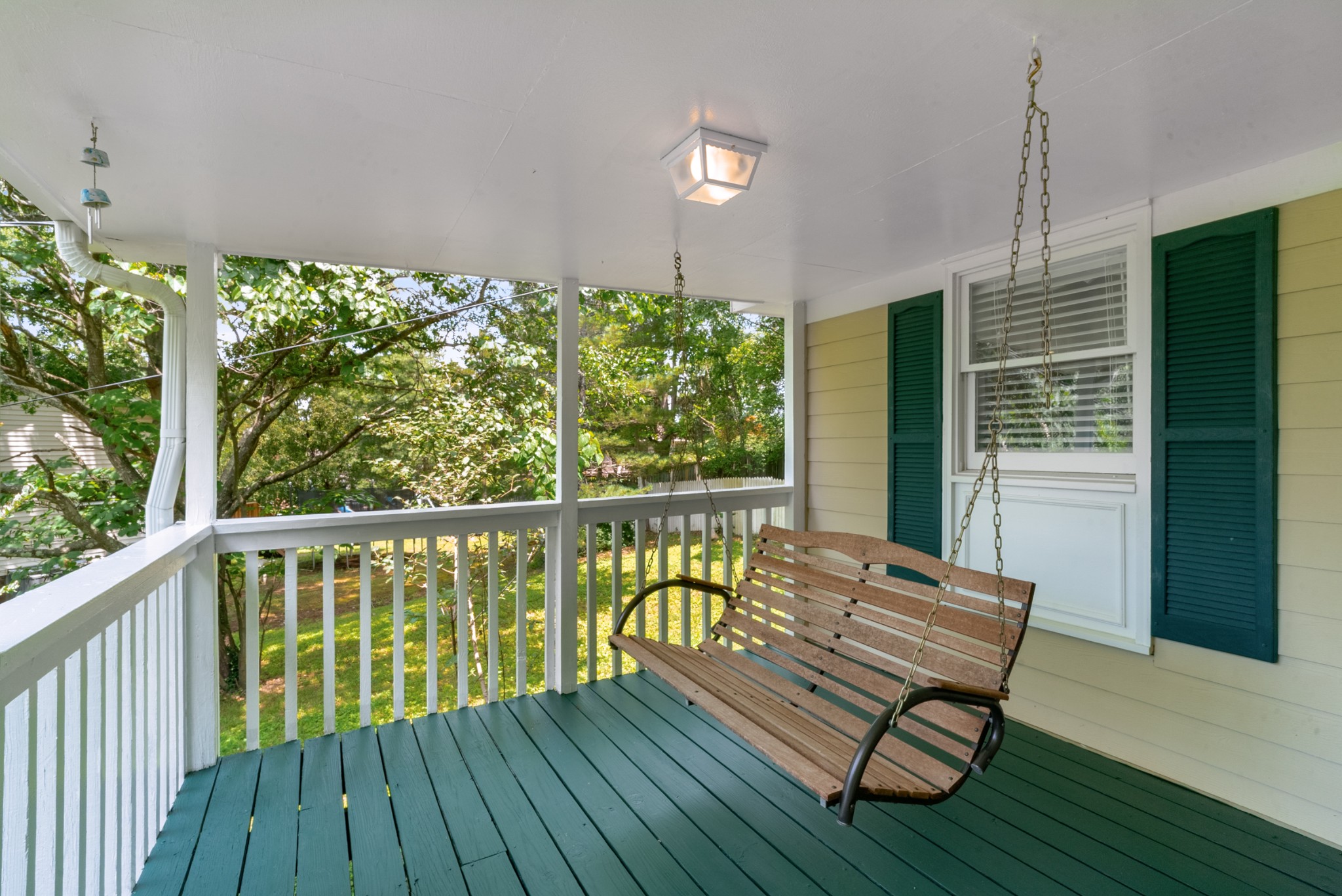 1112 Blythe Ct E