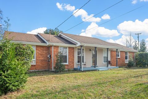 1932 Upland Dr Nashville TN 37216