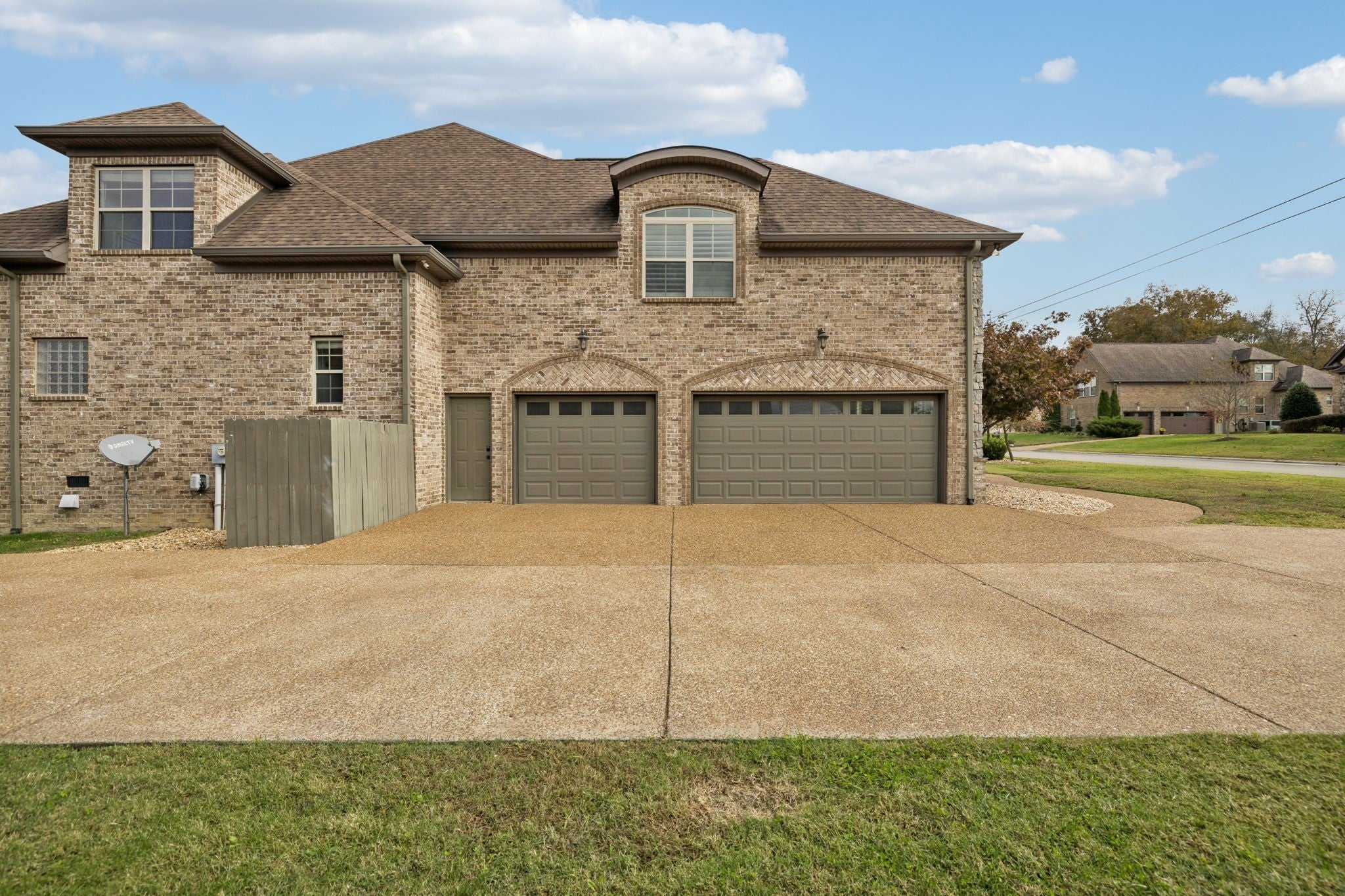 1118 Garrett Way
