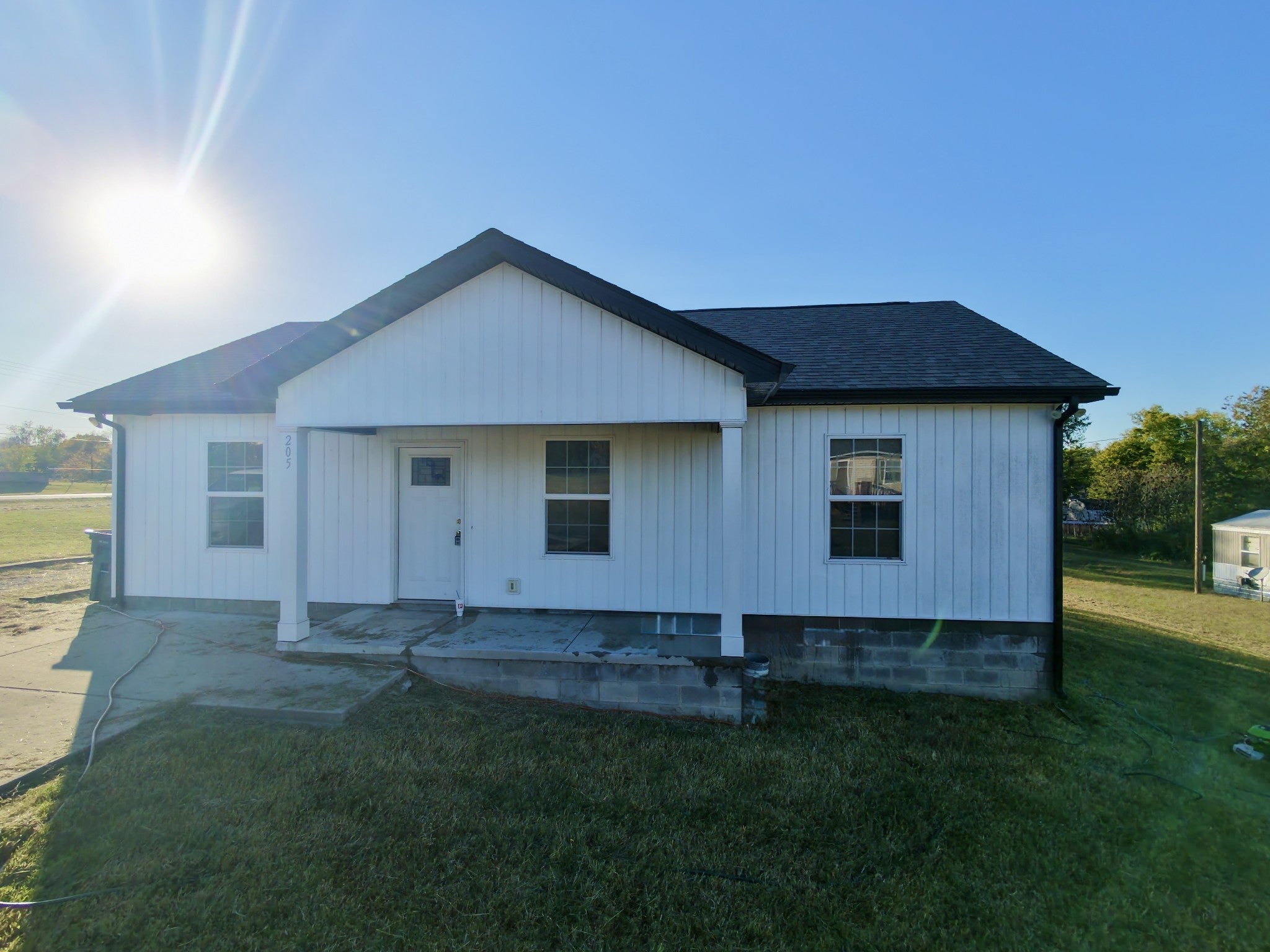 205 Arkansas Ave