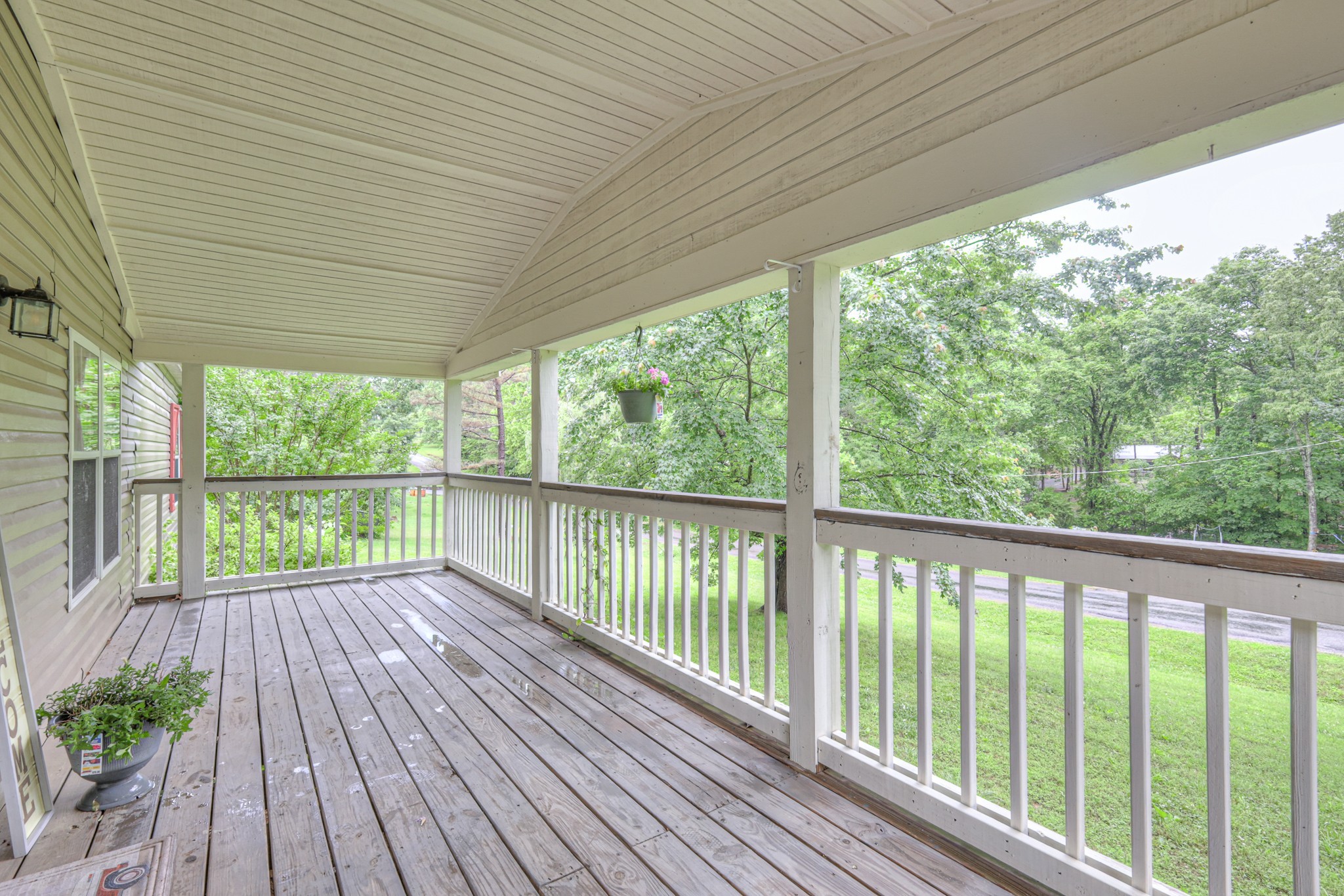 10515 Twin Springs Ln