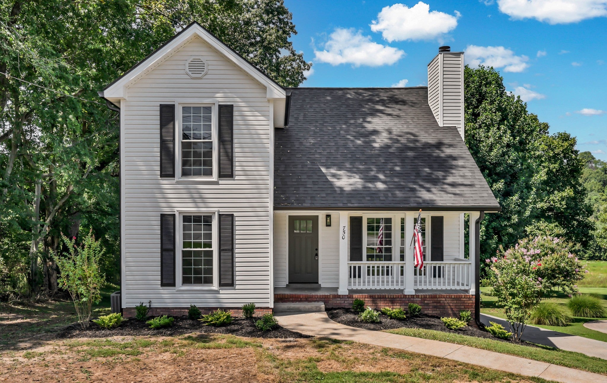 750 W Creek Dr