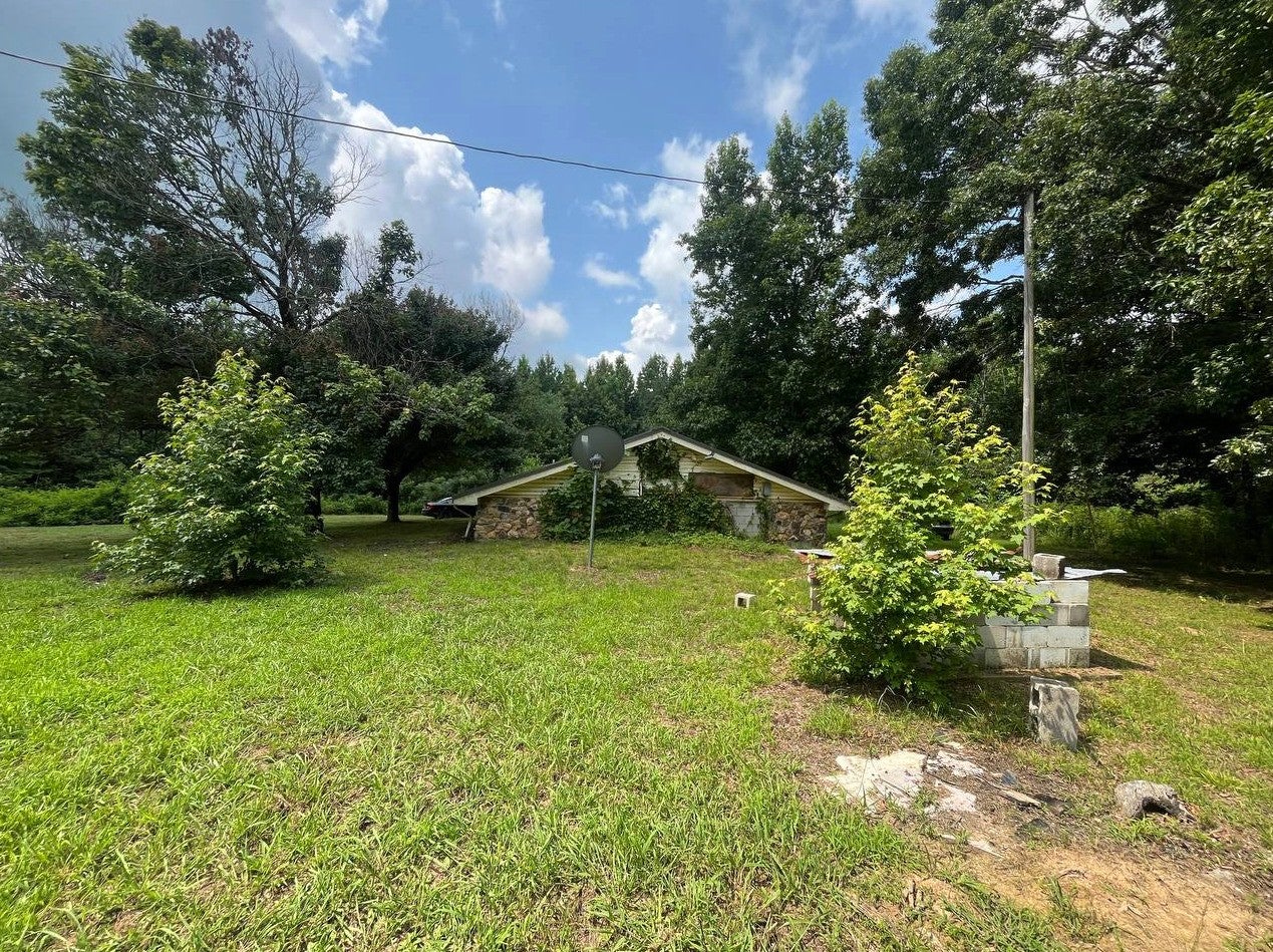 6101 Craig Rd