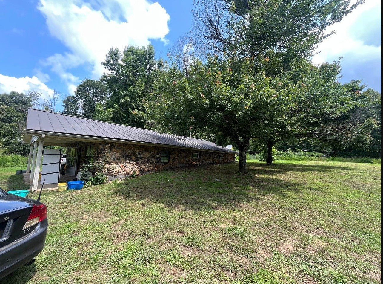 6101 Craig Rd