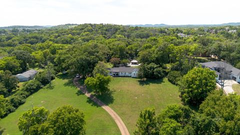 5723 Cloverland Dr Brentwood TN 37027