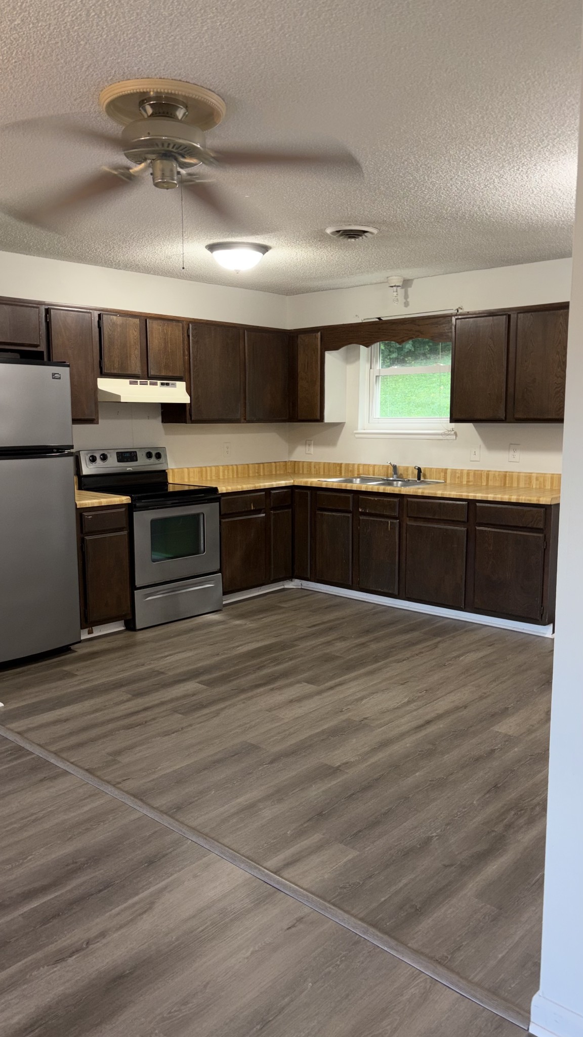 443 Cedarmont Dr