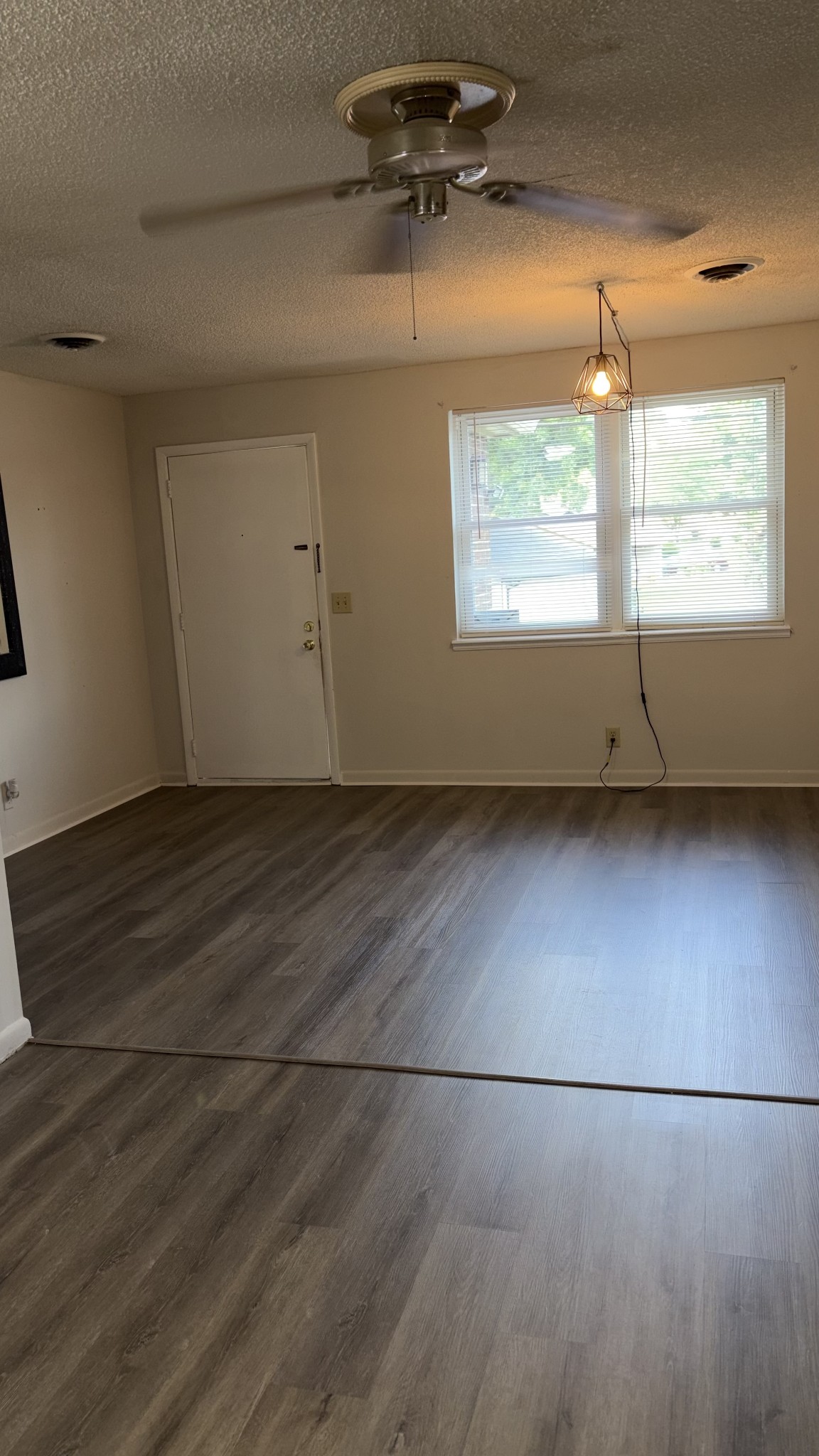 443 Cedarmont Dr