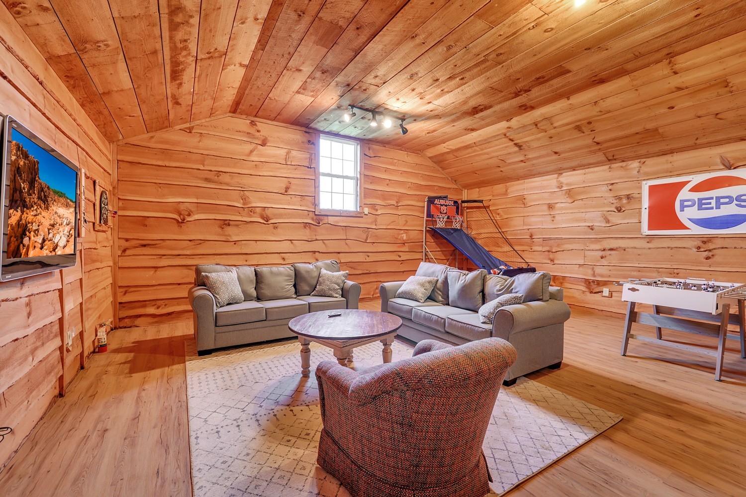 Cross Plains, Tennessee, 37049, United States, 4 Bedrooms Bedrooms, ,3 BathroomsBathrooms,Residential,Active,2023002