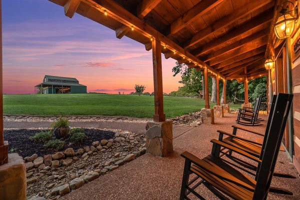 8265 GUTHRIE RD, CROSS PLAINS, TN 37049 - Image d7c15e3b5bd28cd7fe0fd47ff3d6e91e/2943958848