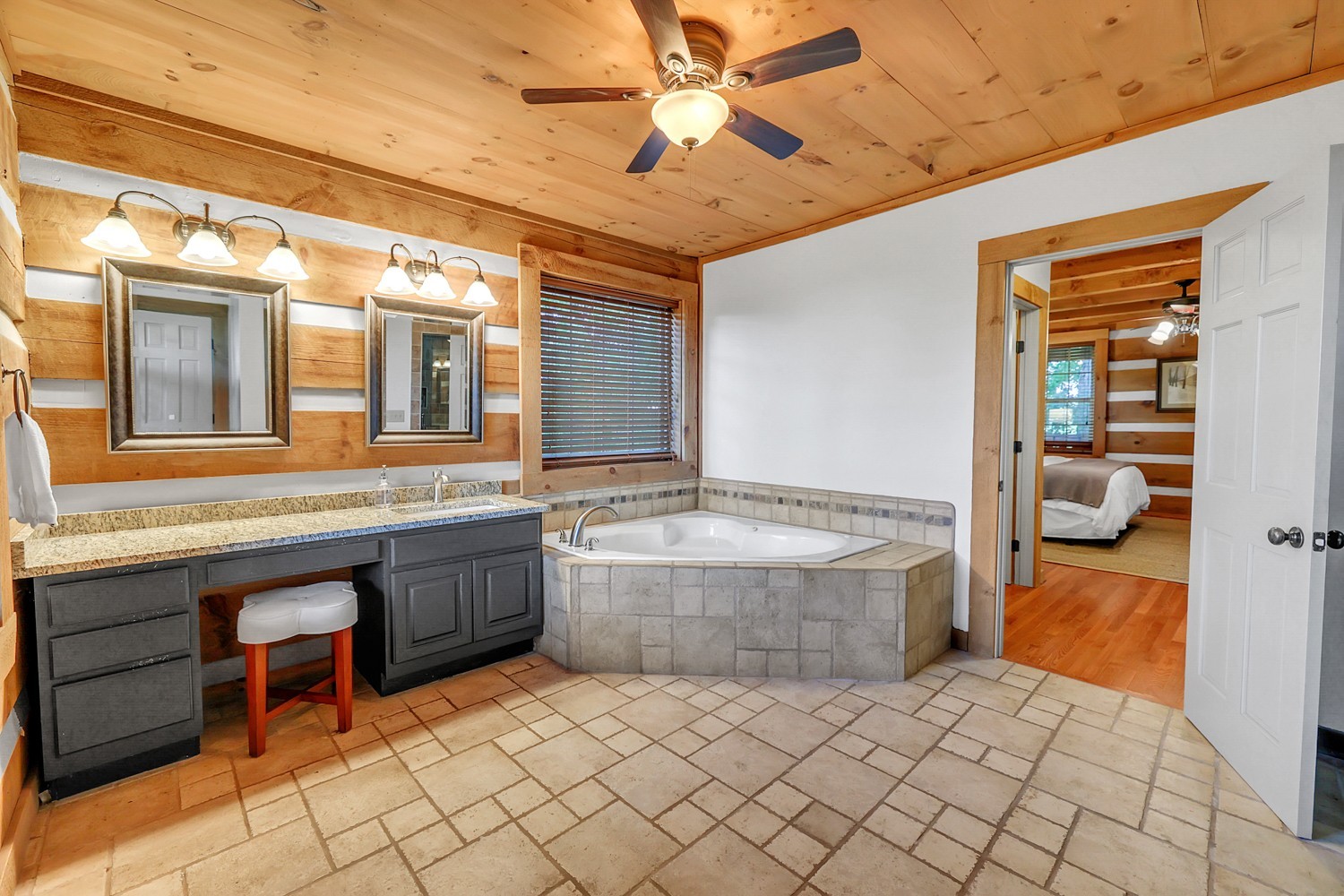 Cross Plains, Tennessee, 37049, United States, 4 Bedrooms Bedrooms, ,3 BathroomsBathrooms,Residential,Active,2023002