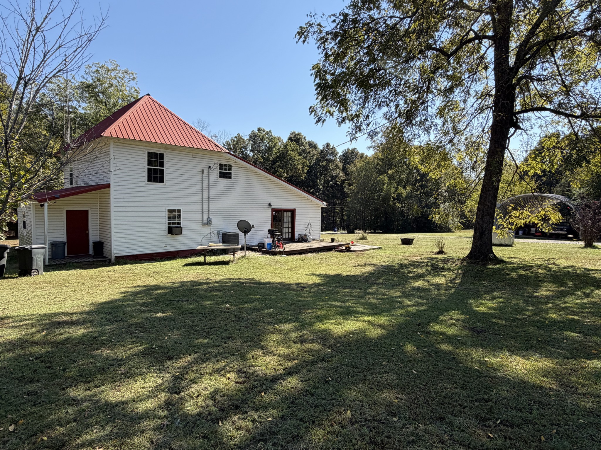 611 Tumbling Creek Rd