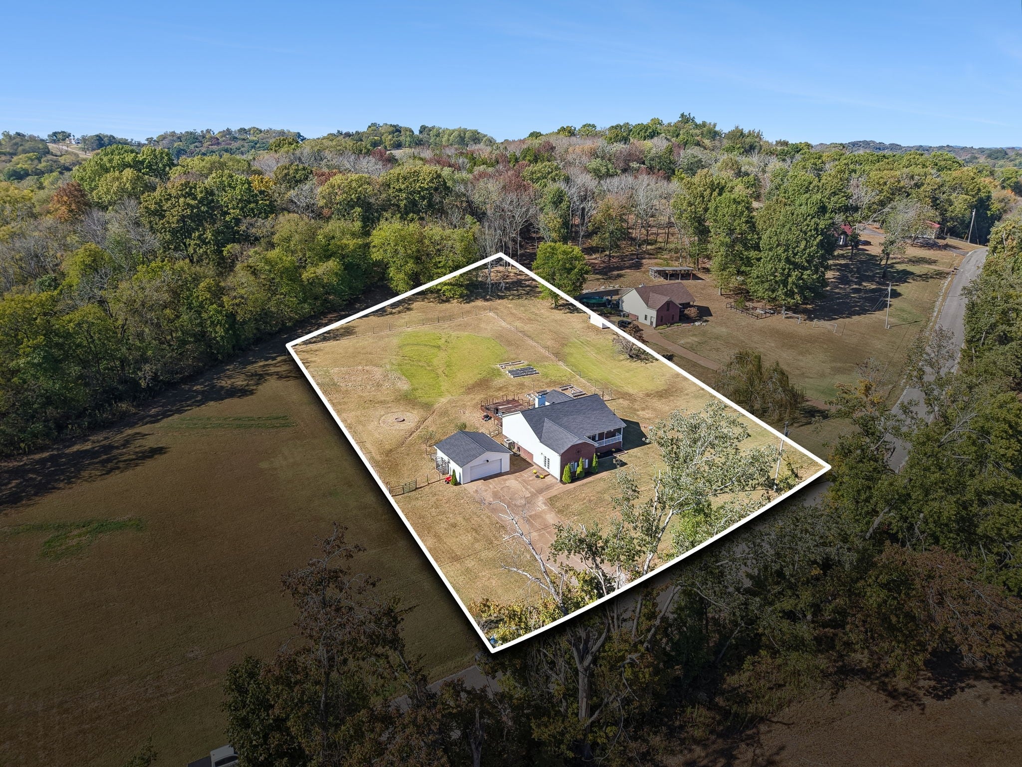 1245 Cliff Amos Rd