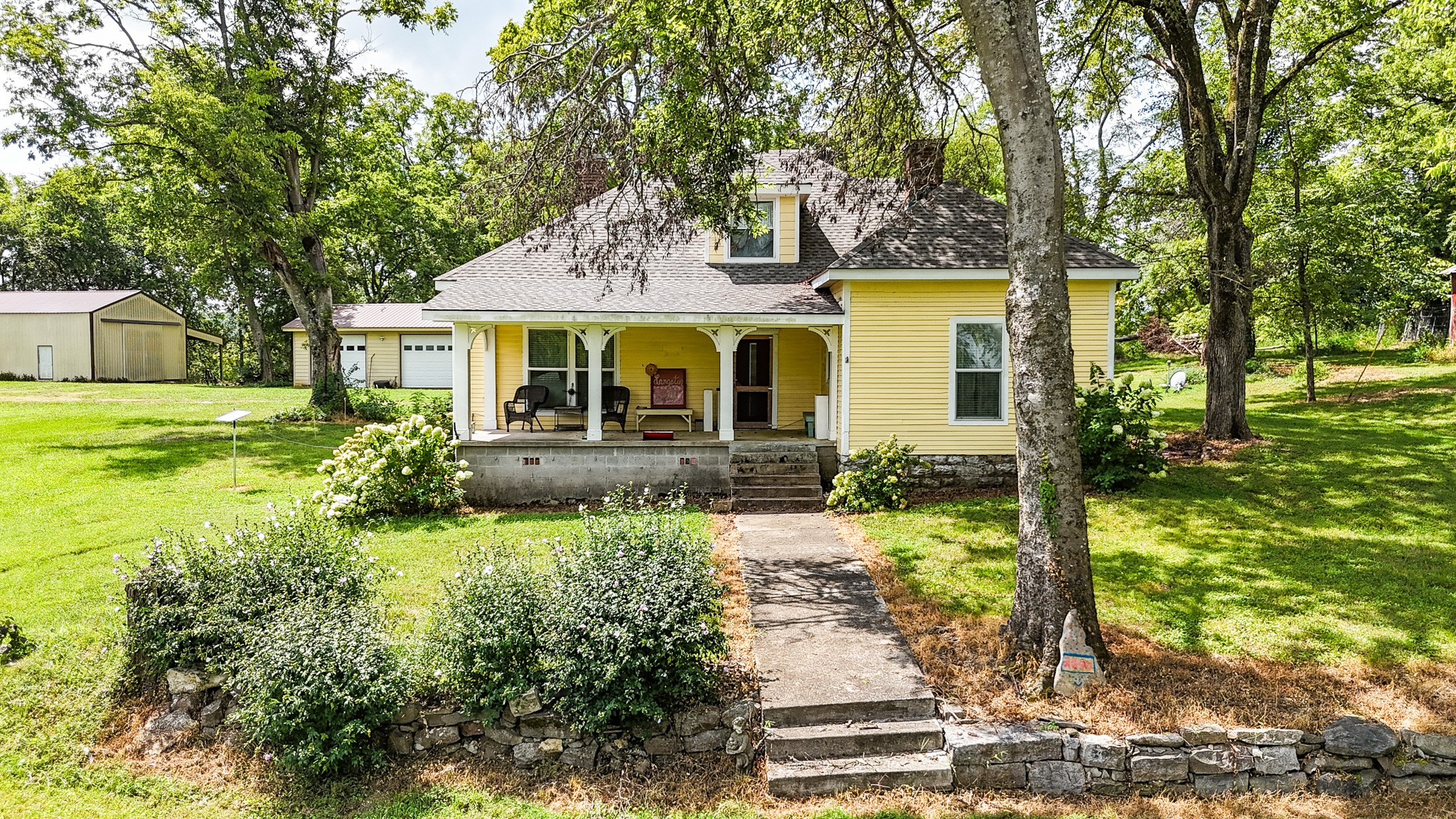 2640 Highway 82 E