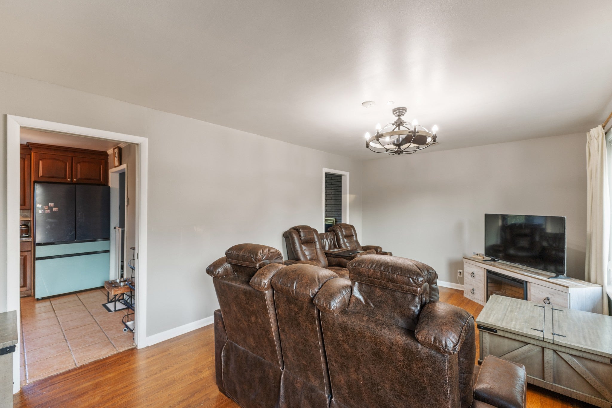 147 Lake Terrace Dr