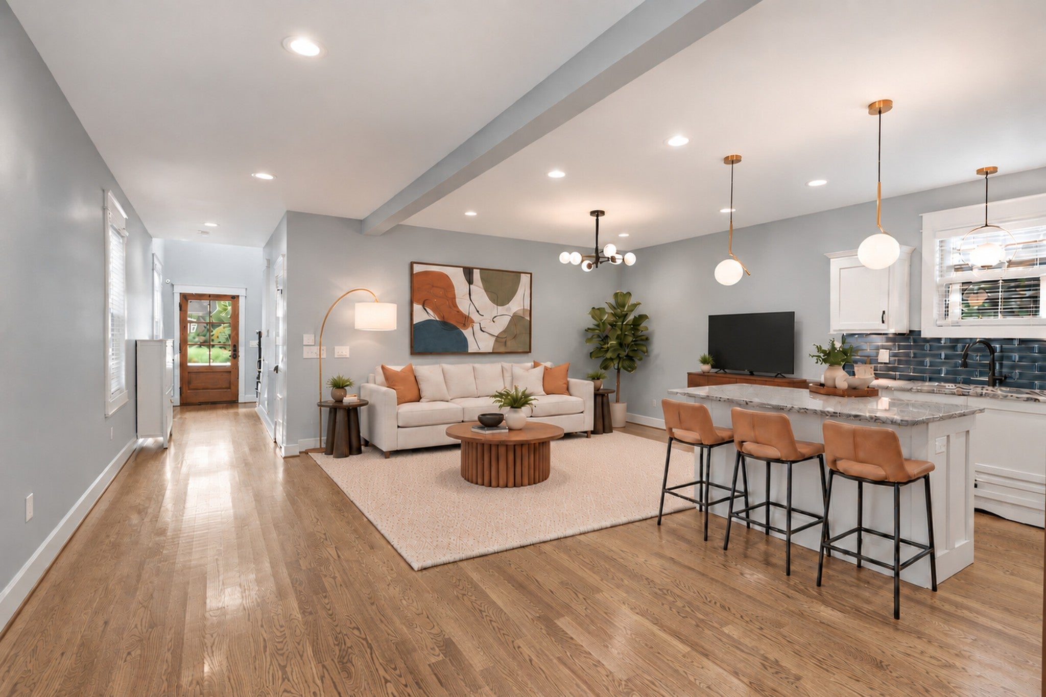 3-bed listing at 913a Cahal Ave, Nashville
