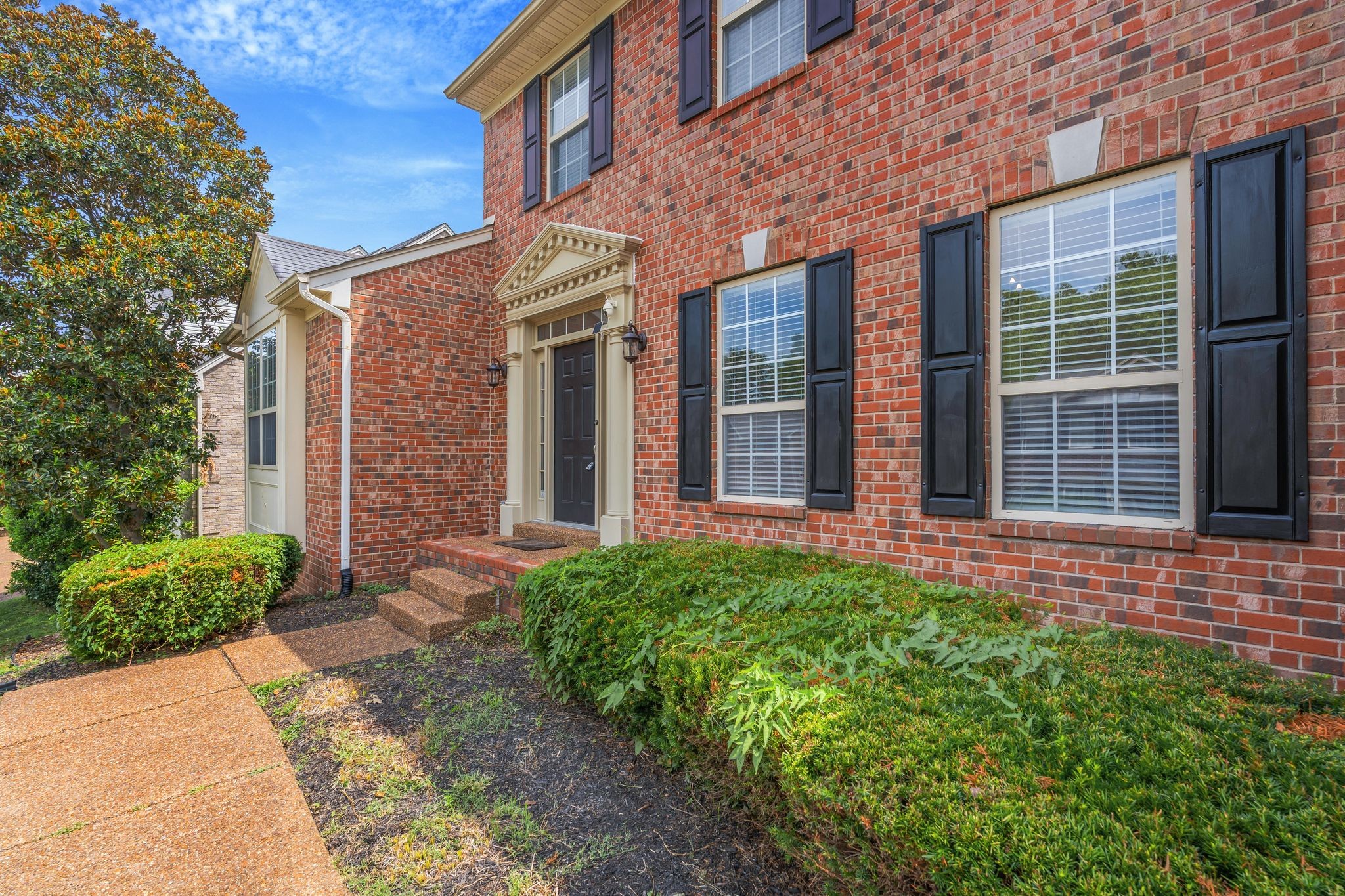 513 Cold Stream Pl