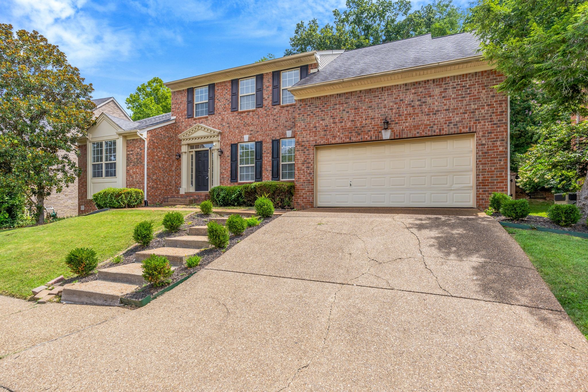 513 Cold Stream Pl