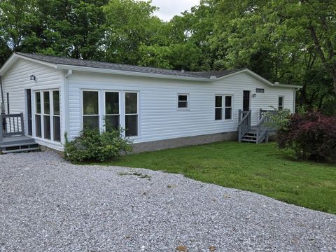 525 Corum Hill Rd Castalian Springs TN 37031