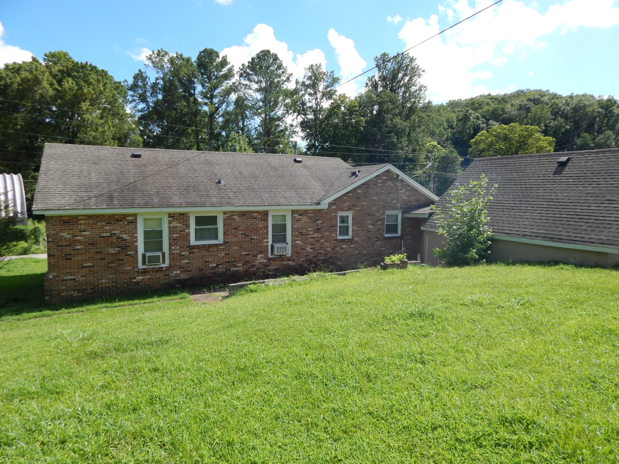 408 Poplar St