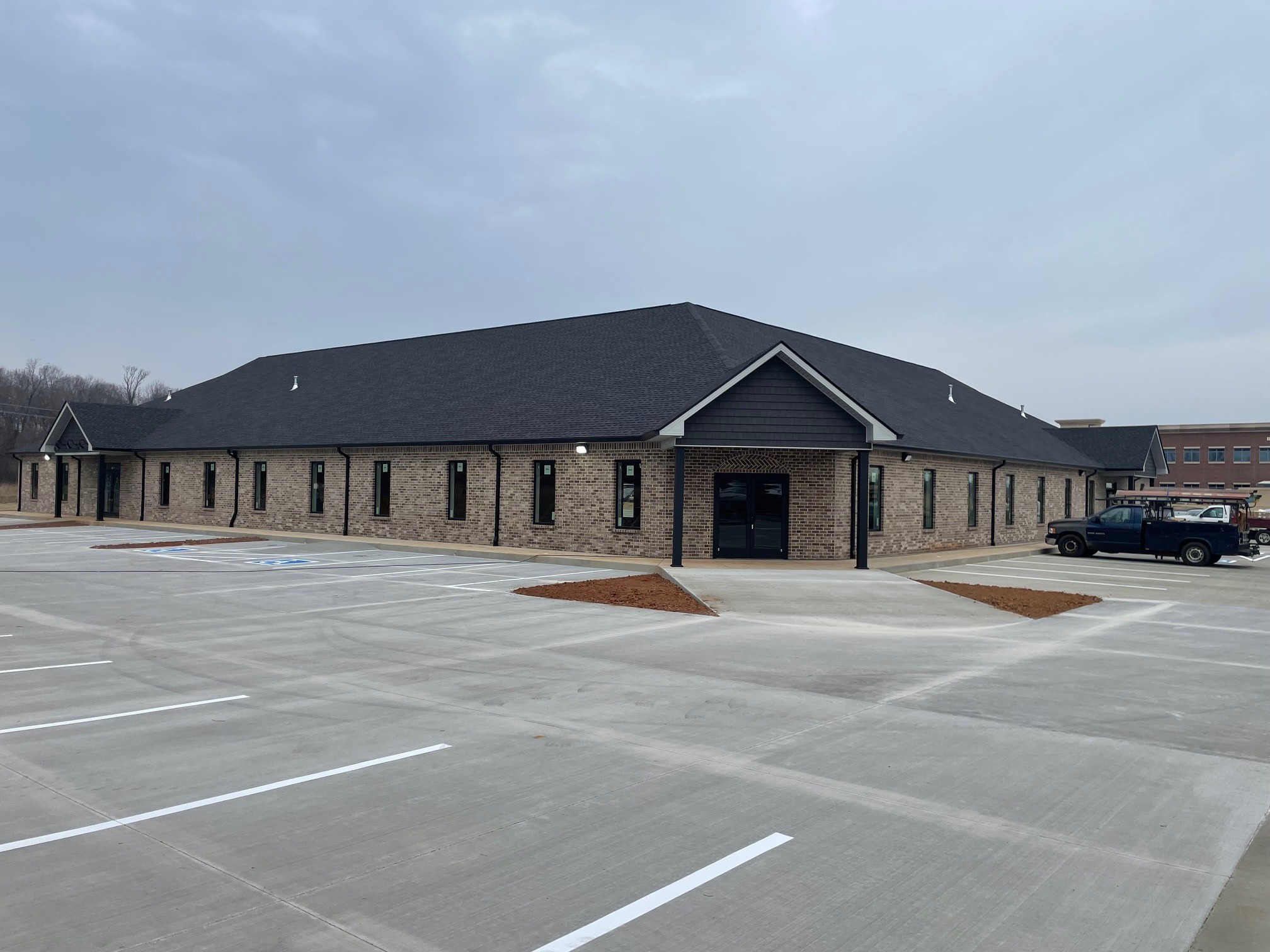 Photo 1 of 8 — 156B Chesapeake Ln, Clarksville, TN 37040