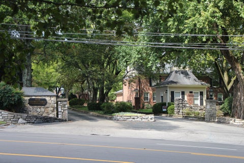 Photo of 5025 Hillsboro Pike #15P, Nashville, TN 37215 (MLS # 3179684)