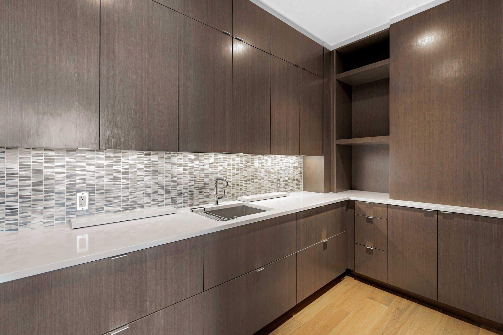 1212 Laurel St PH 2304