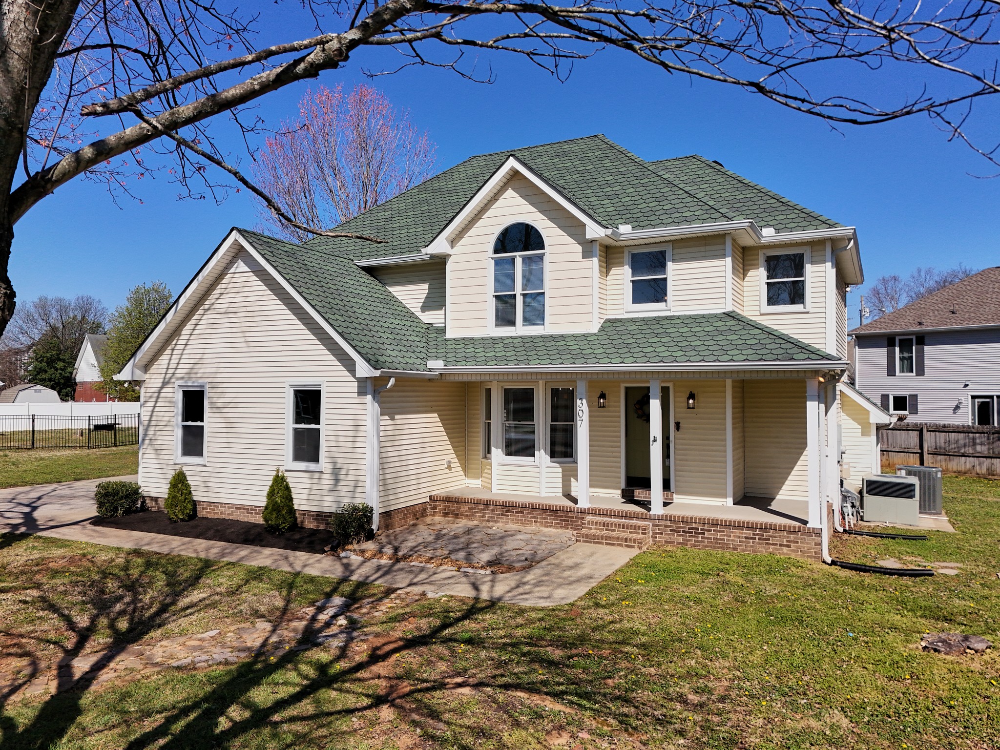 307 Hamblen Ct