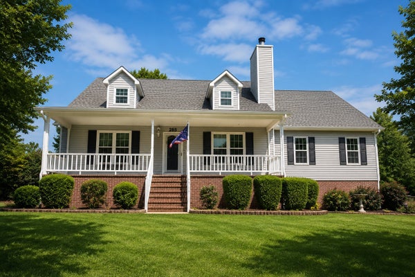 285 MEADOWBROOK CIR, LEXINGTON, TN 38351 - Image d8113c7d787cbeeb787239a4e600d54c/554803528