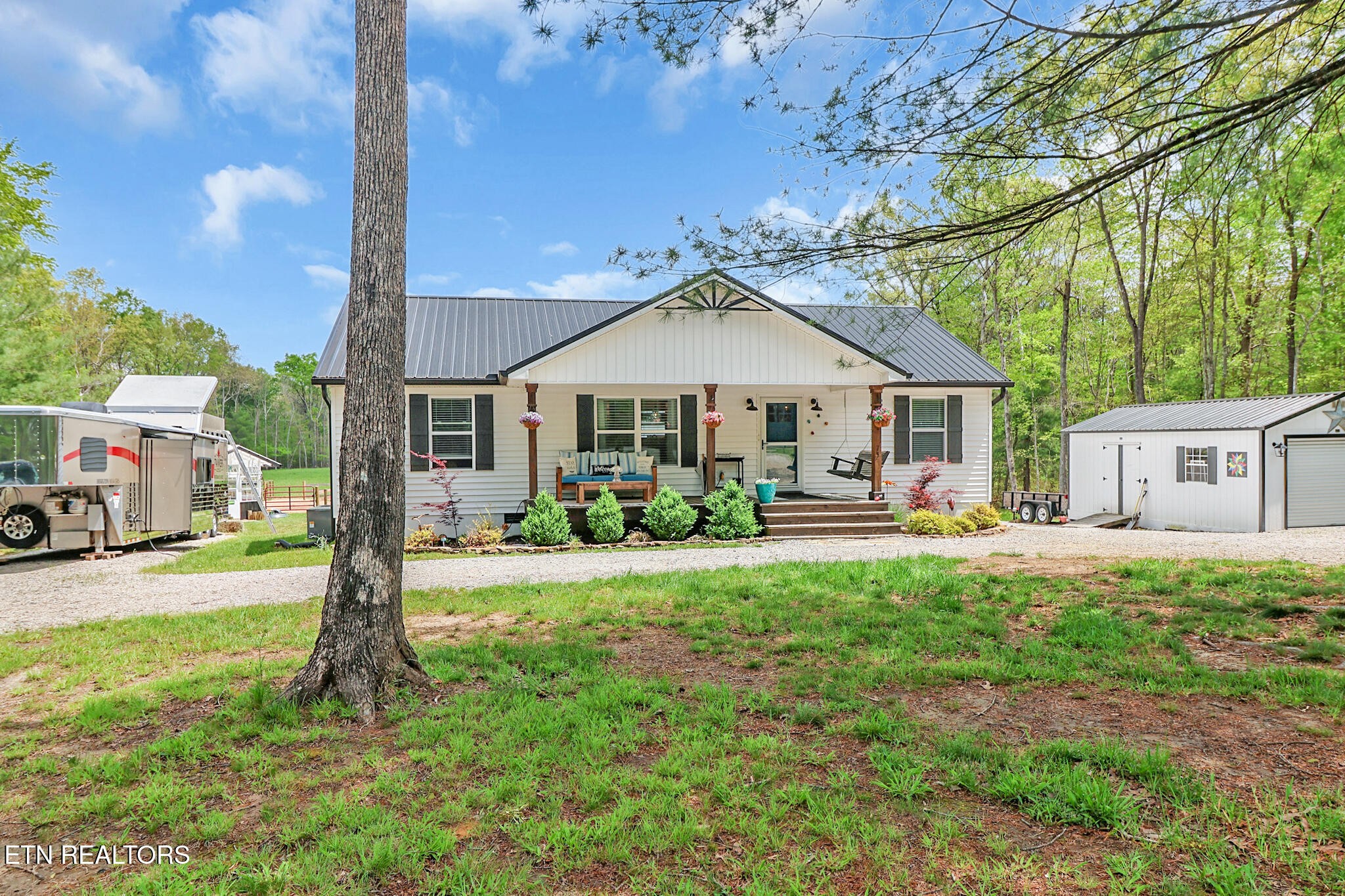 75 Robert Beaty Rd