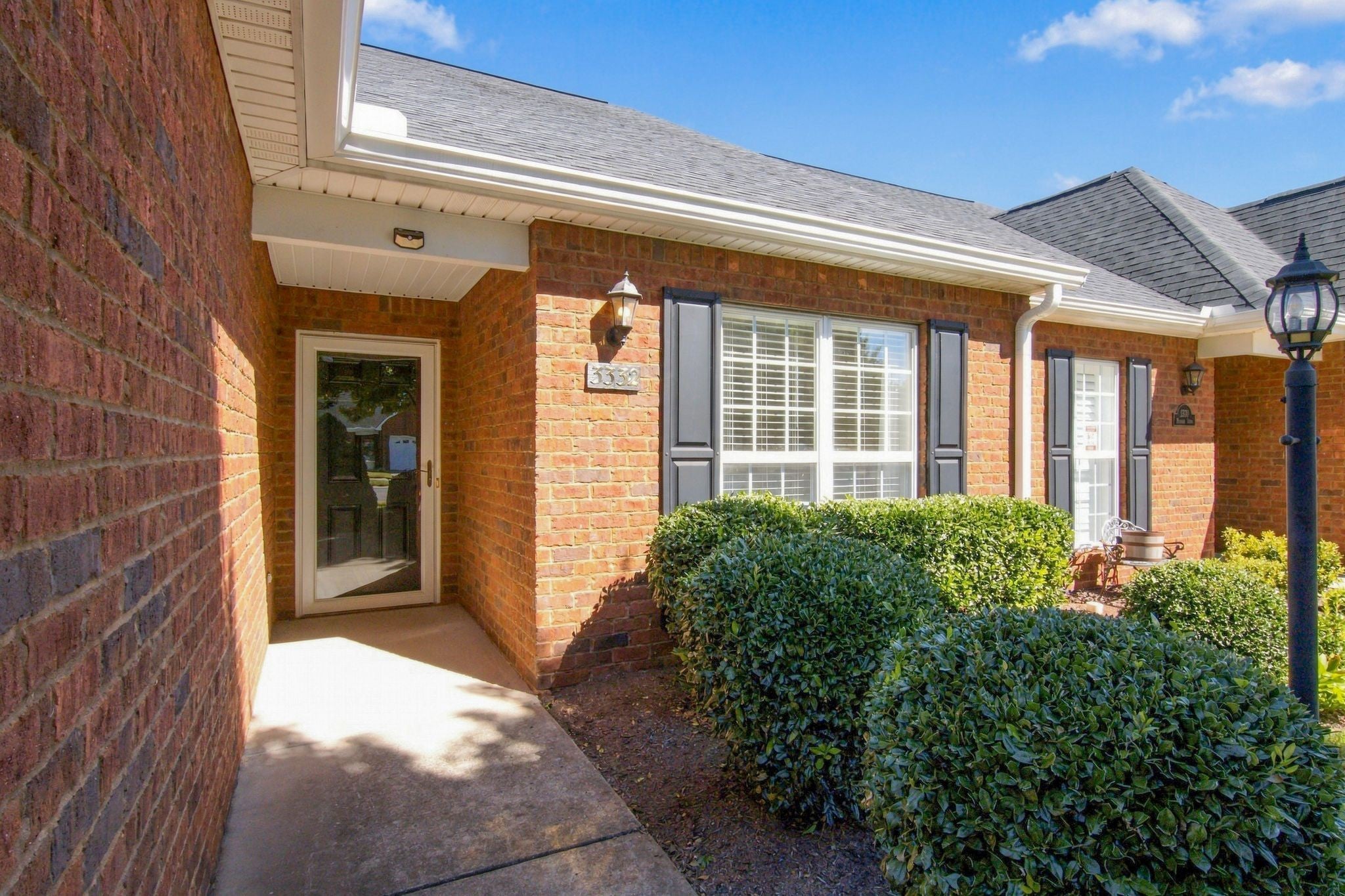 3332 Mershon Dr