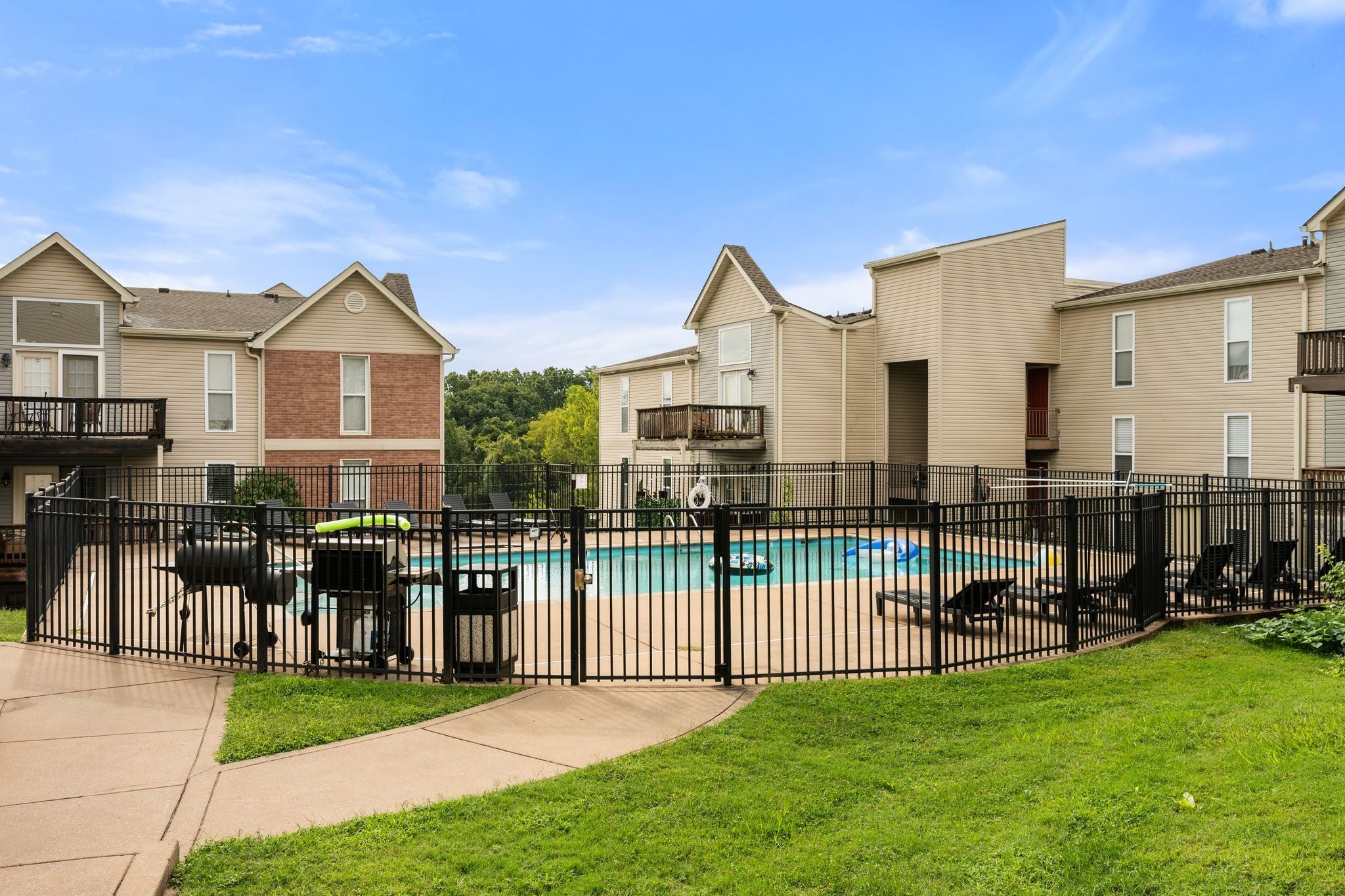 420 Elysian Fields Rd E4, Nashville TN 37211 2-bed condo, photo 3 of 17