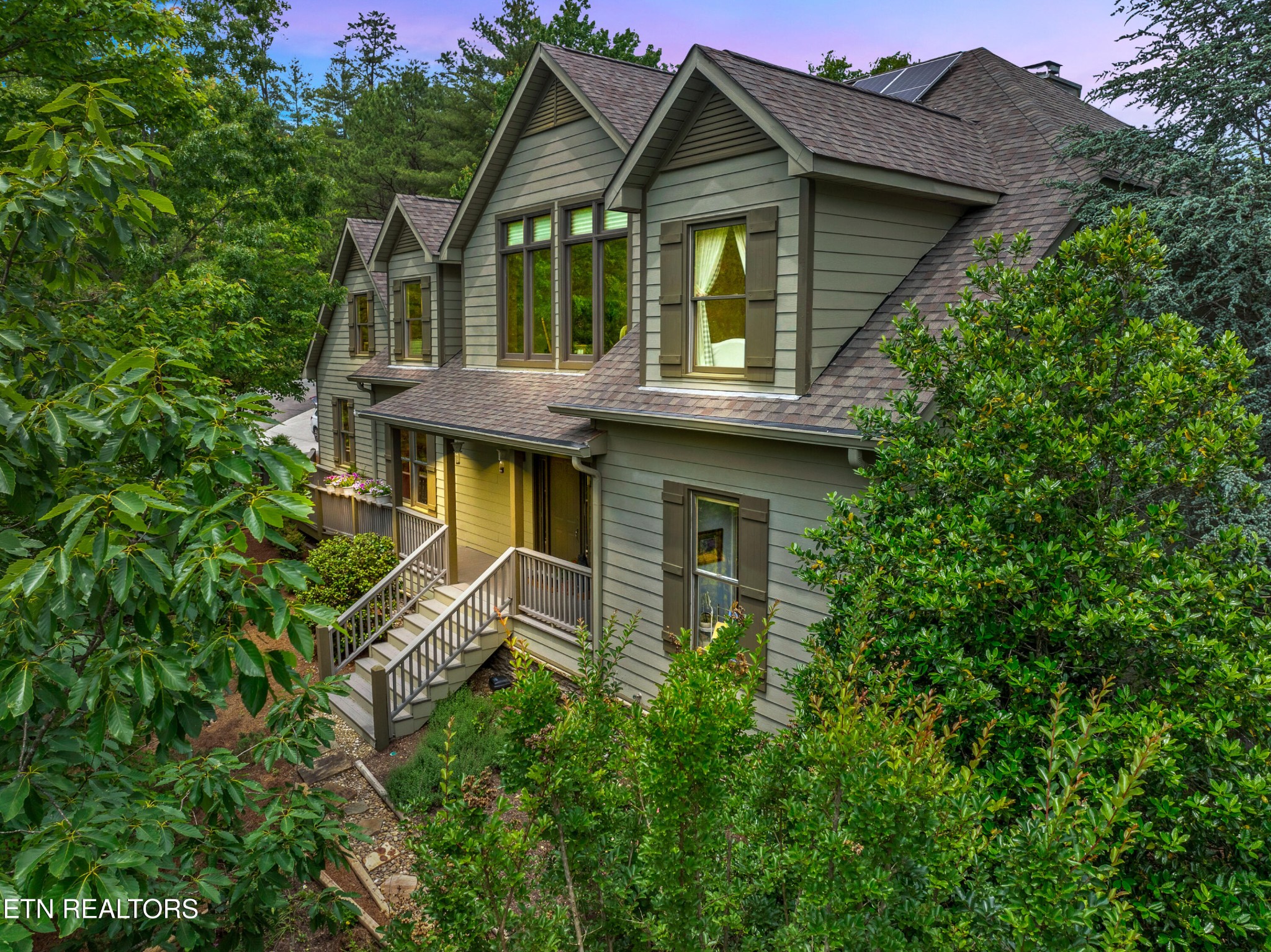 670 Hawk View Drive