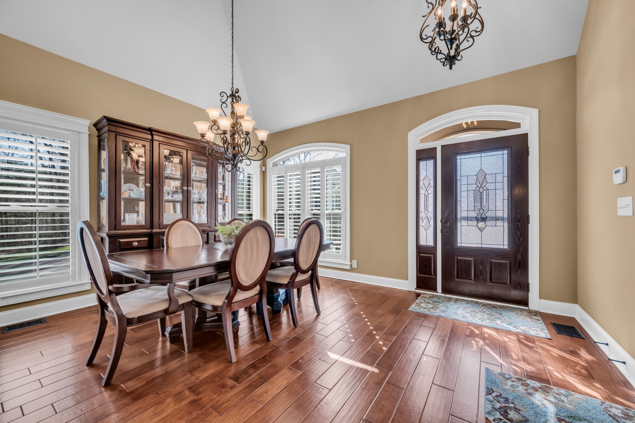 533 Summit View Cir