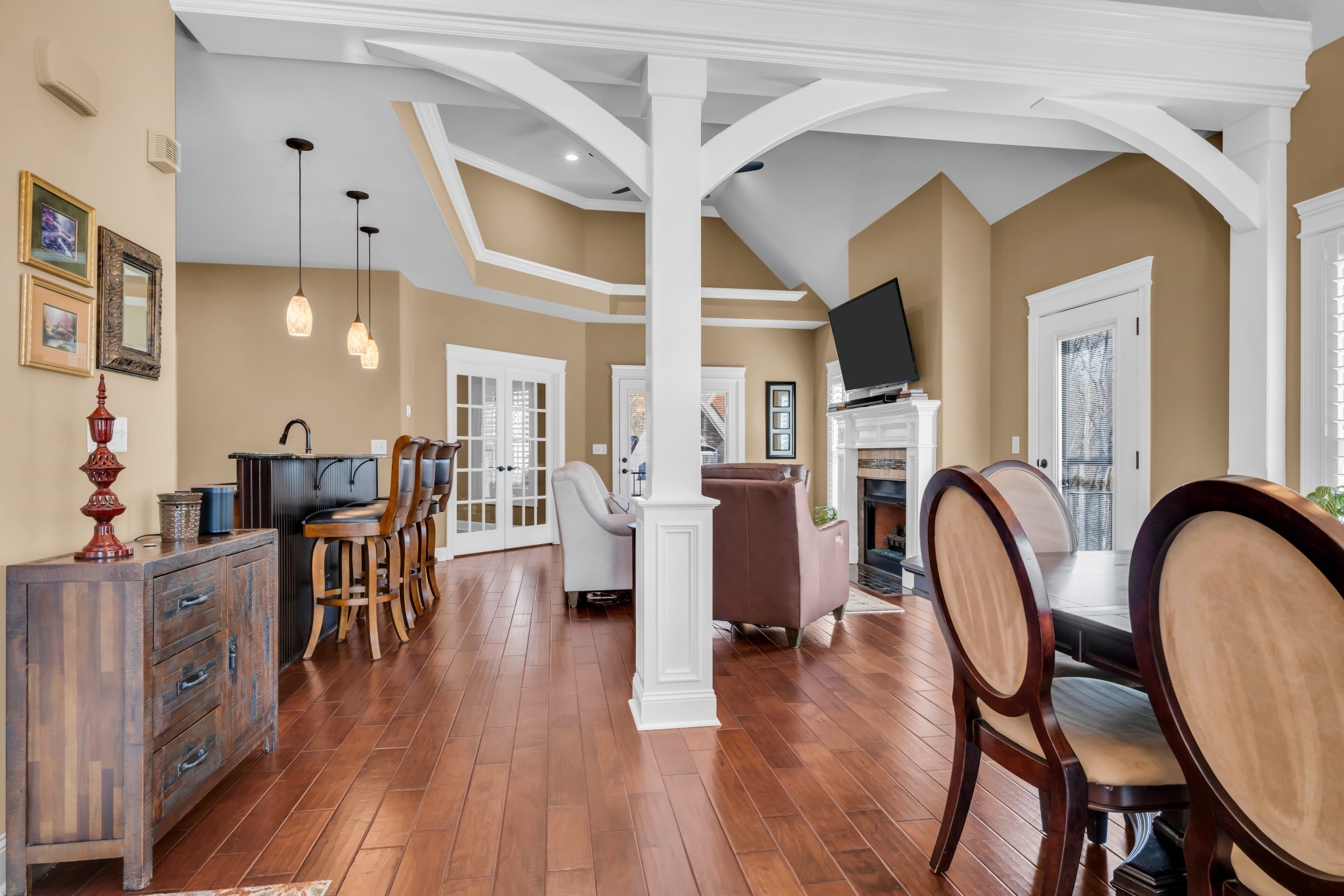 533 Summit View Cir