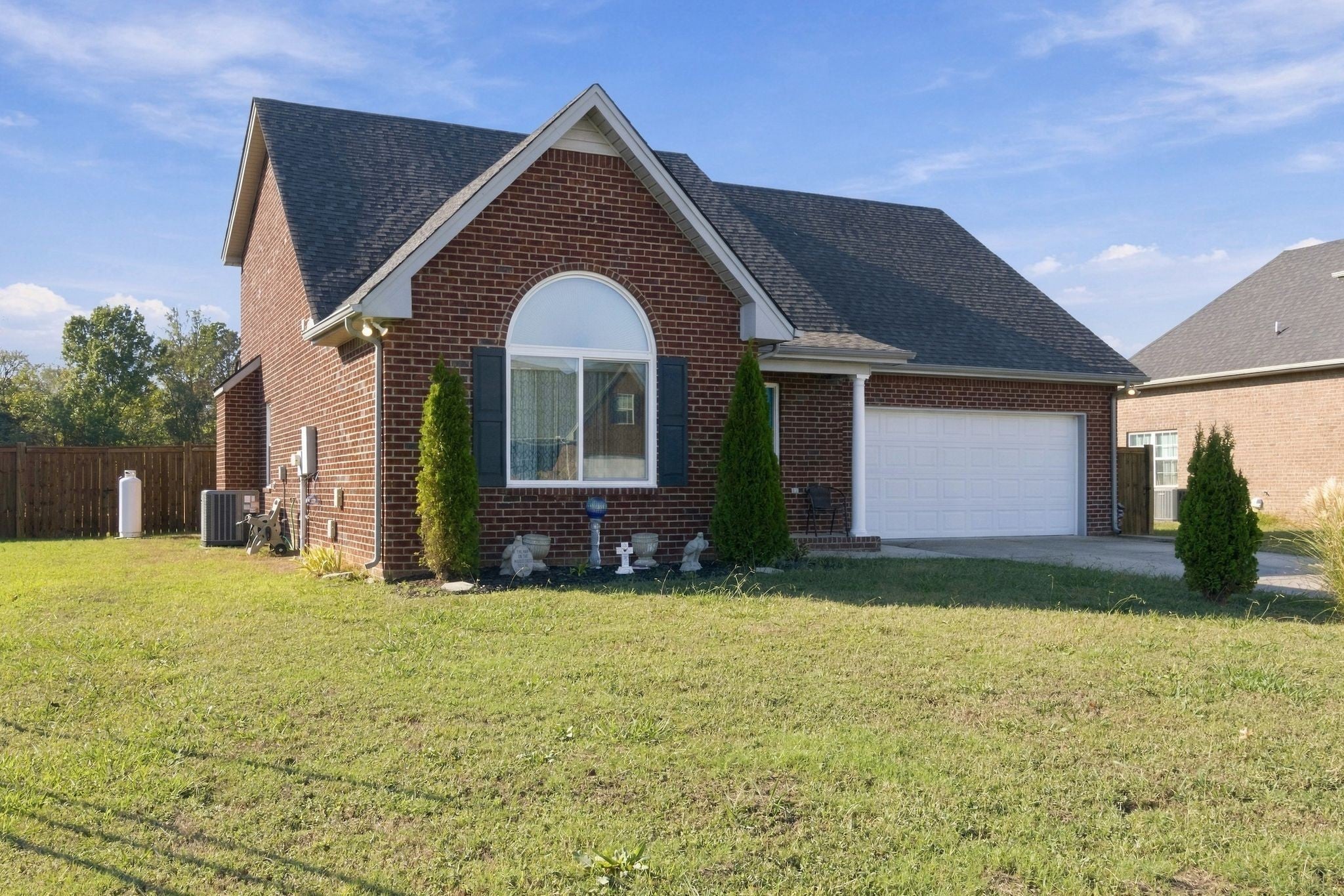 2517 Auldridge Dr