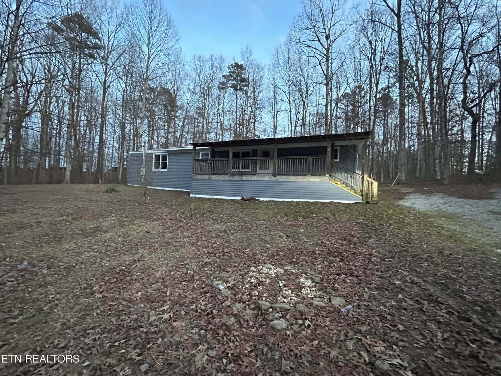 994 Pioneer Rd