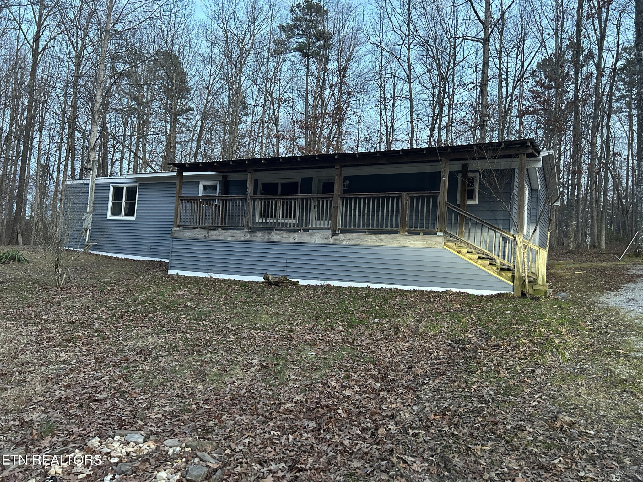 994 Pioneer Rd
