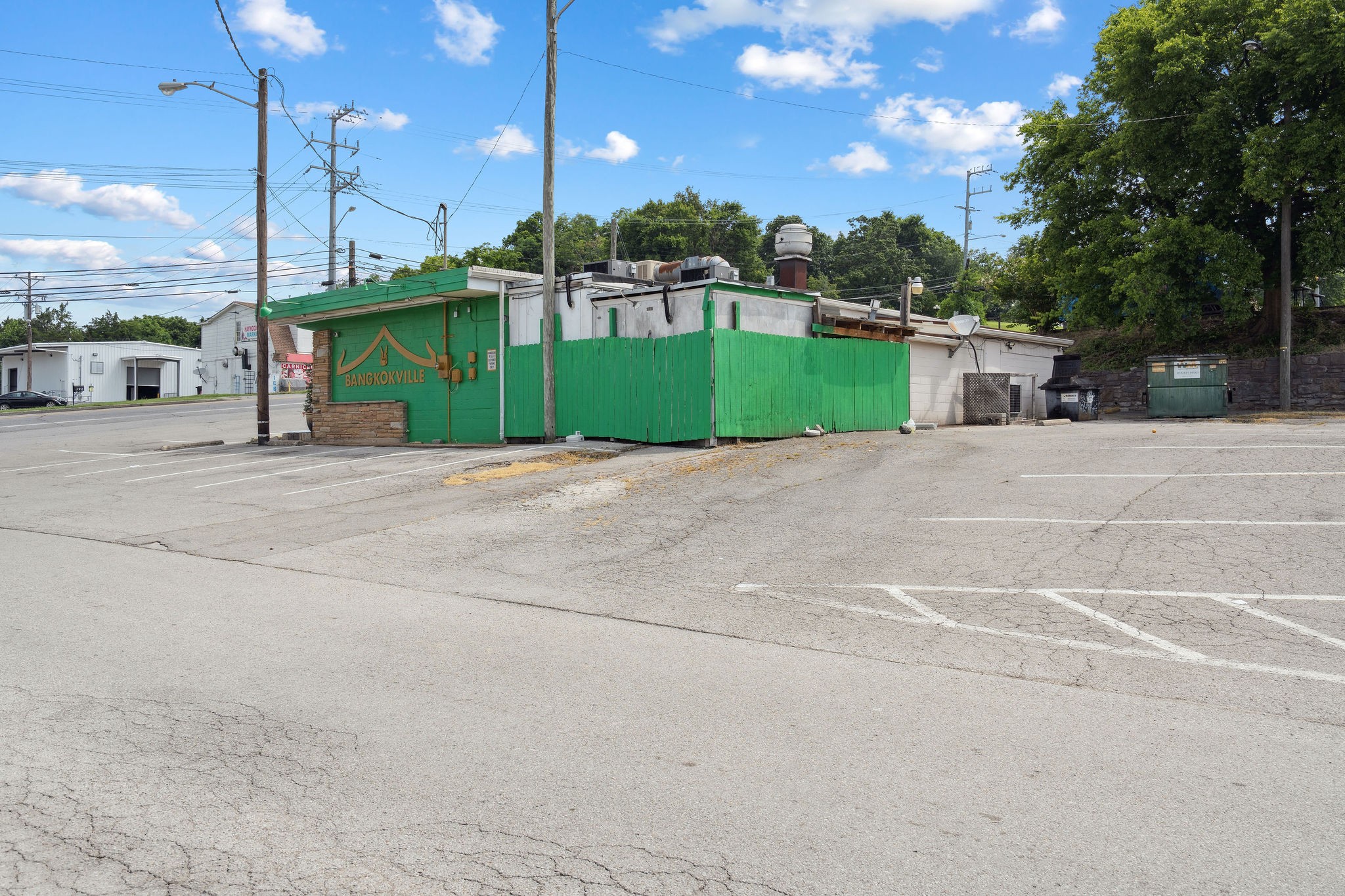 395 Haywood Ln