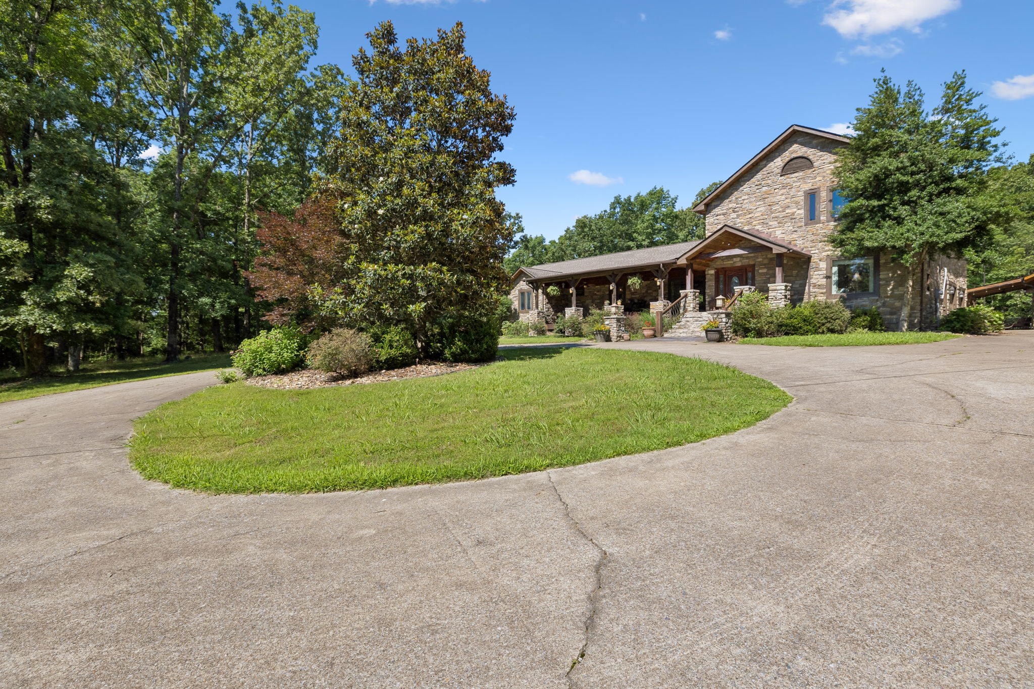 95 Bowman Ct